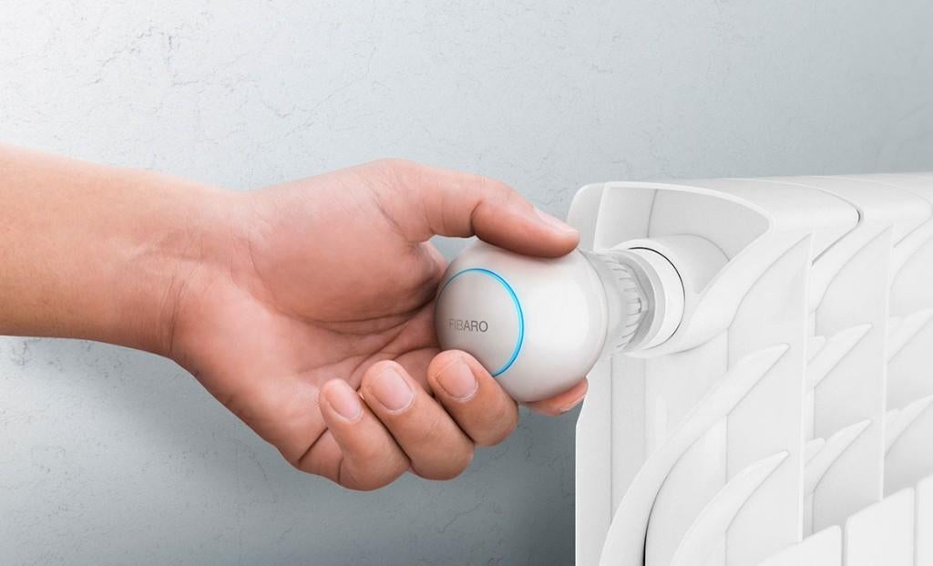 7x Fibaro the Heat z-wave radiatorknop, Hobby en Vrije tijd, Elektronica-componenten, Ophalen of Verzenden, Zo goed als nieuw