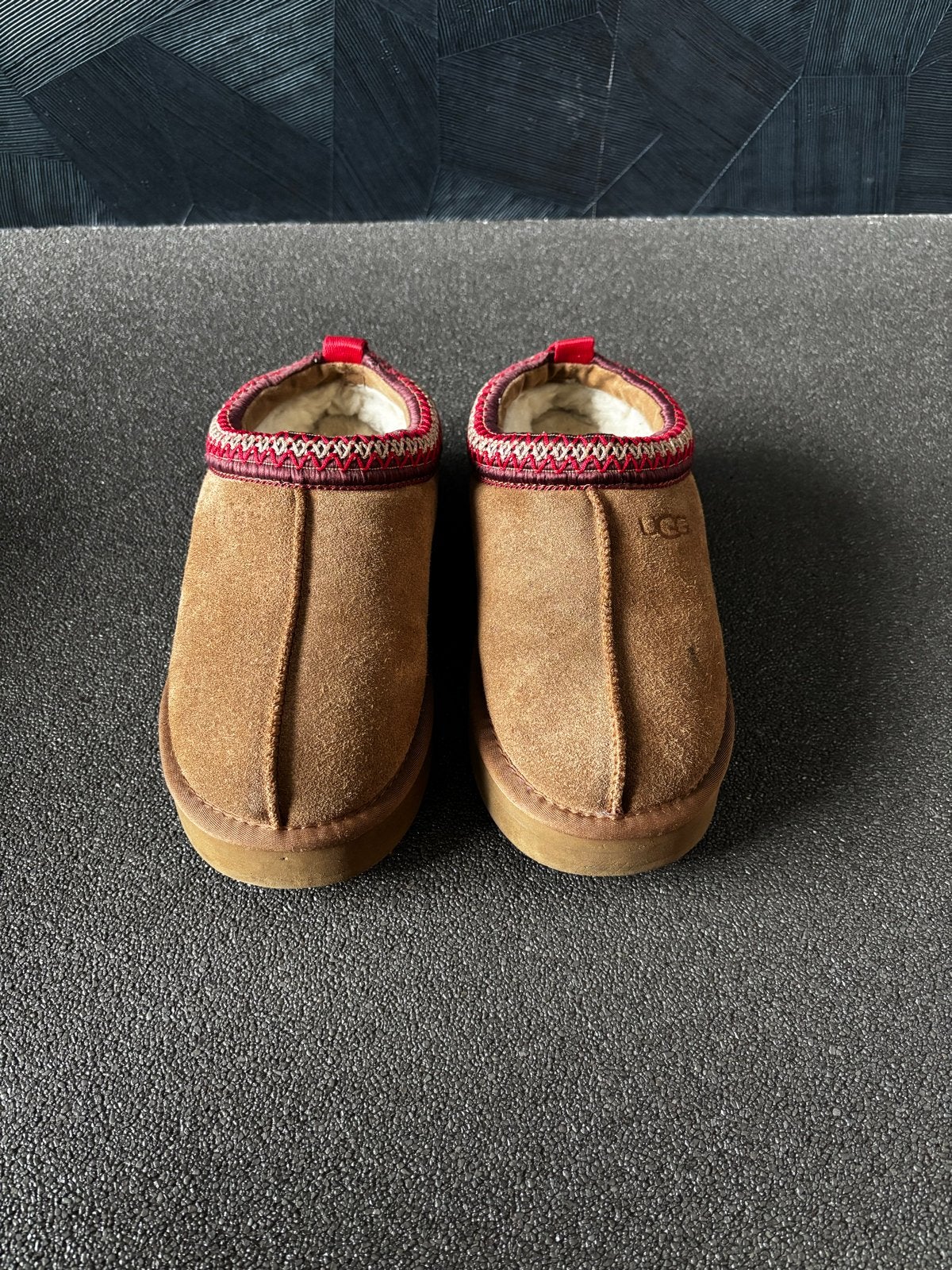 Ugg tasman pantoffels maat 36, Ophalen of Verzenden, Gedragen, Bruin, Pantoffels of Sloffen