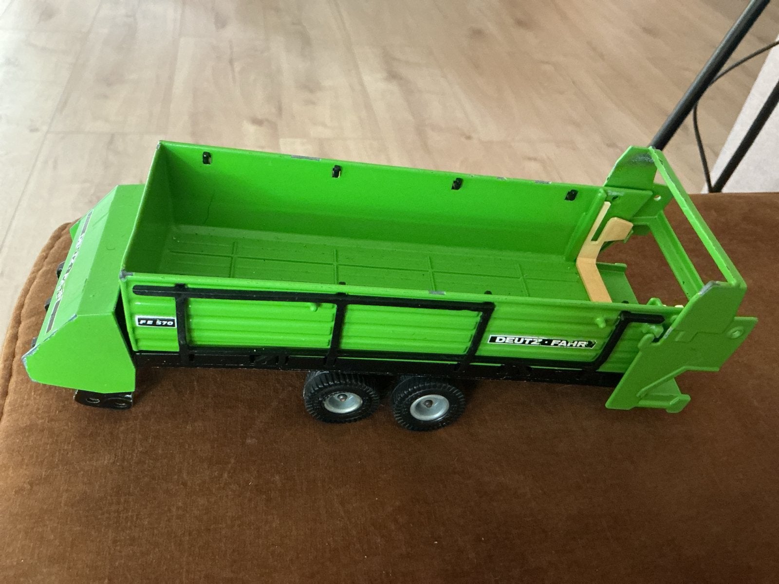 Deutz-Fahr Speelgoed Oplegger - Groen, Ophalen, Gebruikt