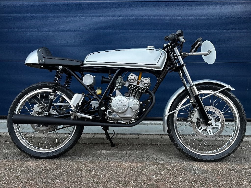 Nieuw | Honda Dream 50R HRC | 2004 | JDM Uitvoering, Fietsen en Brommers, Ophalen, 6 versnellingen, Overige modellen, Nieuw
