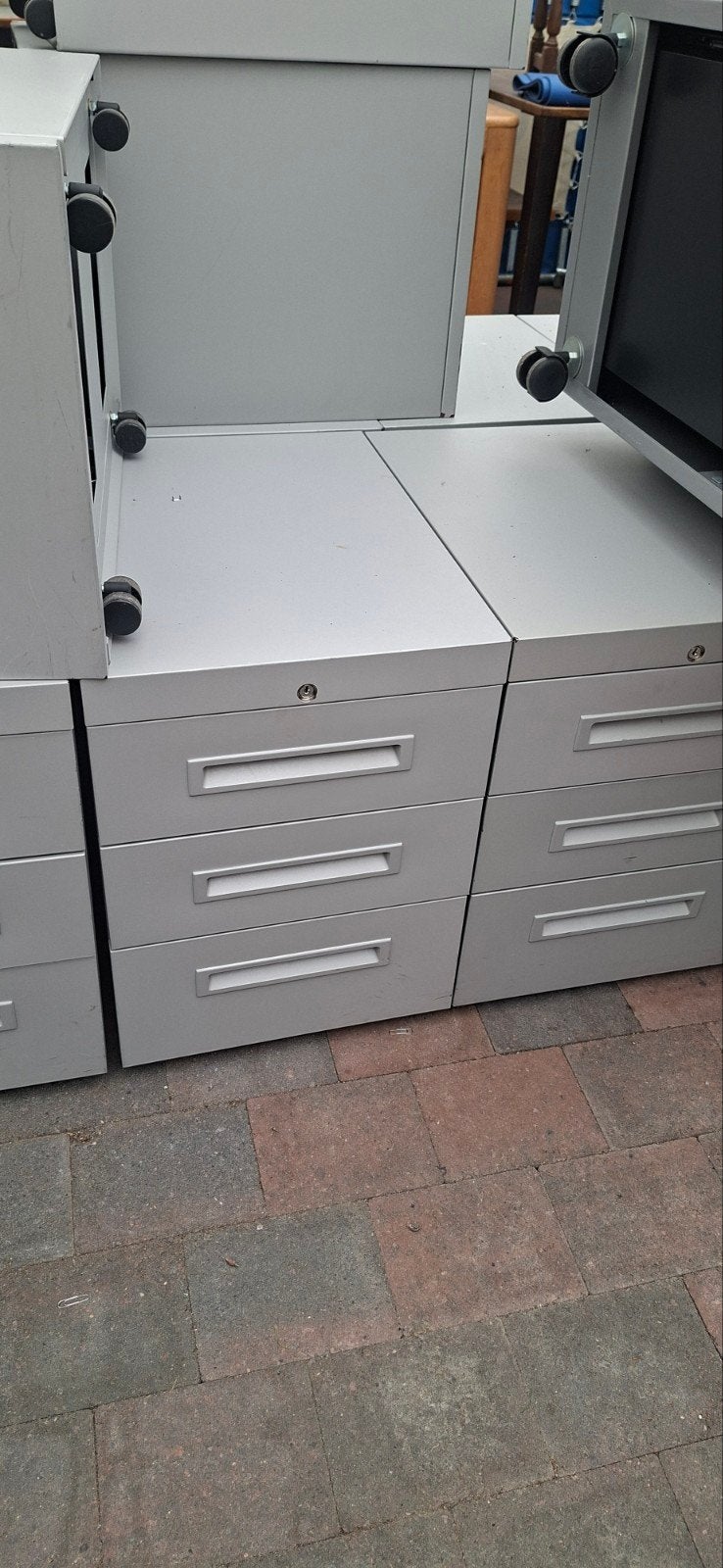 Ladekasten op wieltjes en dossierkasten, Ophalen, Minder dan 50 cm, Gebruikt, 3 of 4 laden