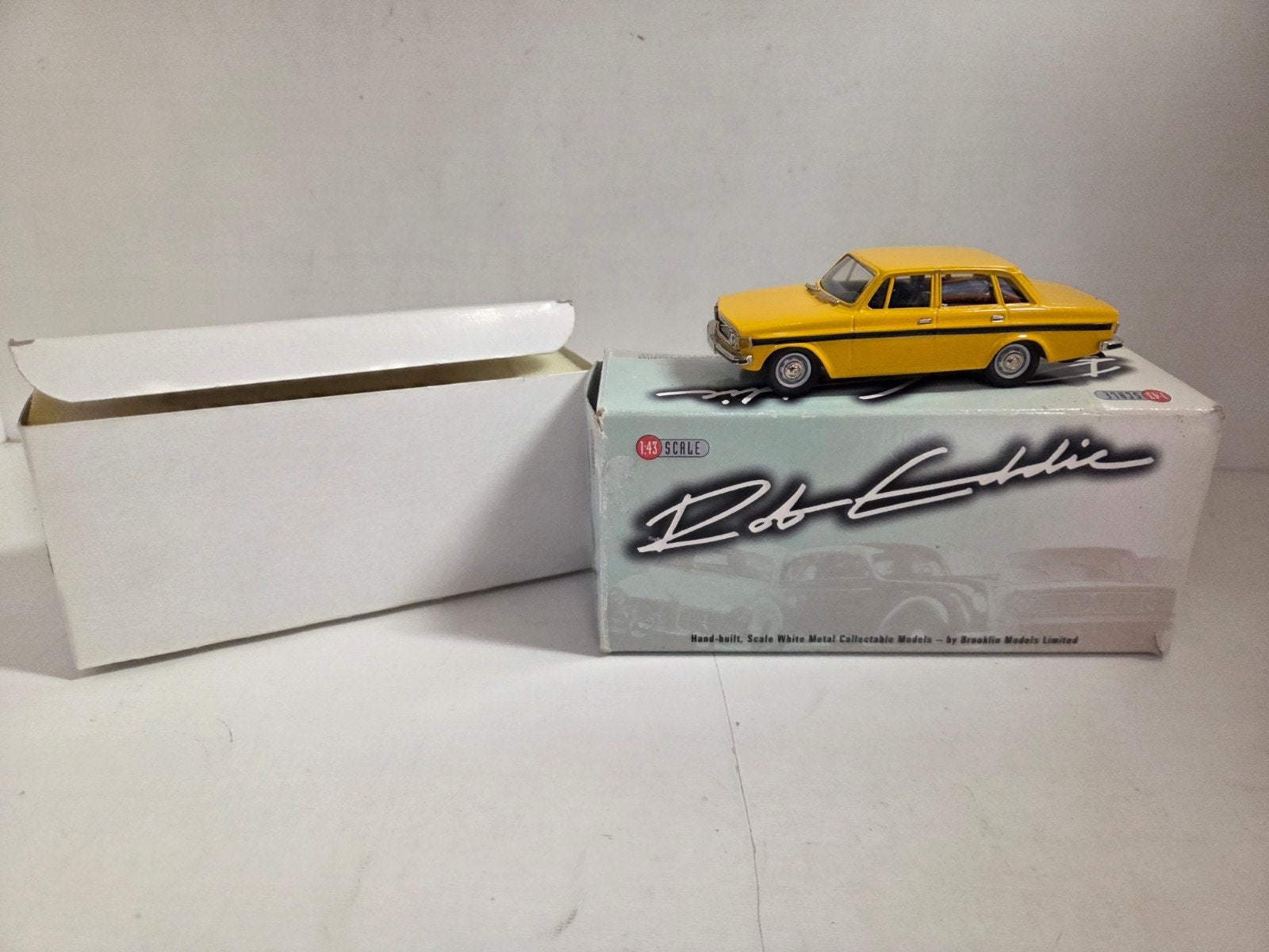 Brooklin Models Volvo 144 GL, Overige merken, Auto, ., Ophalen of Verzenden