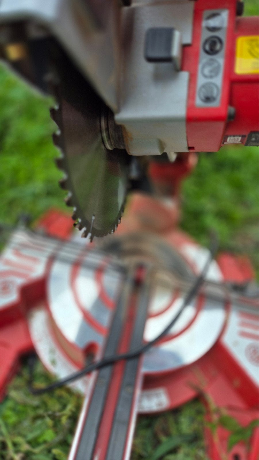 Einhell Afkortzaag - Krachtige Zaag voor Diverse Klussen, Doe-het-zelf en Verbouw, Gereedschap | Zaagmachines, Gebruikt, 70 mm of meer