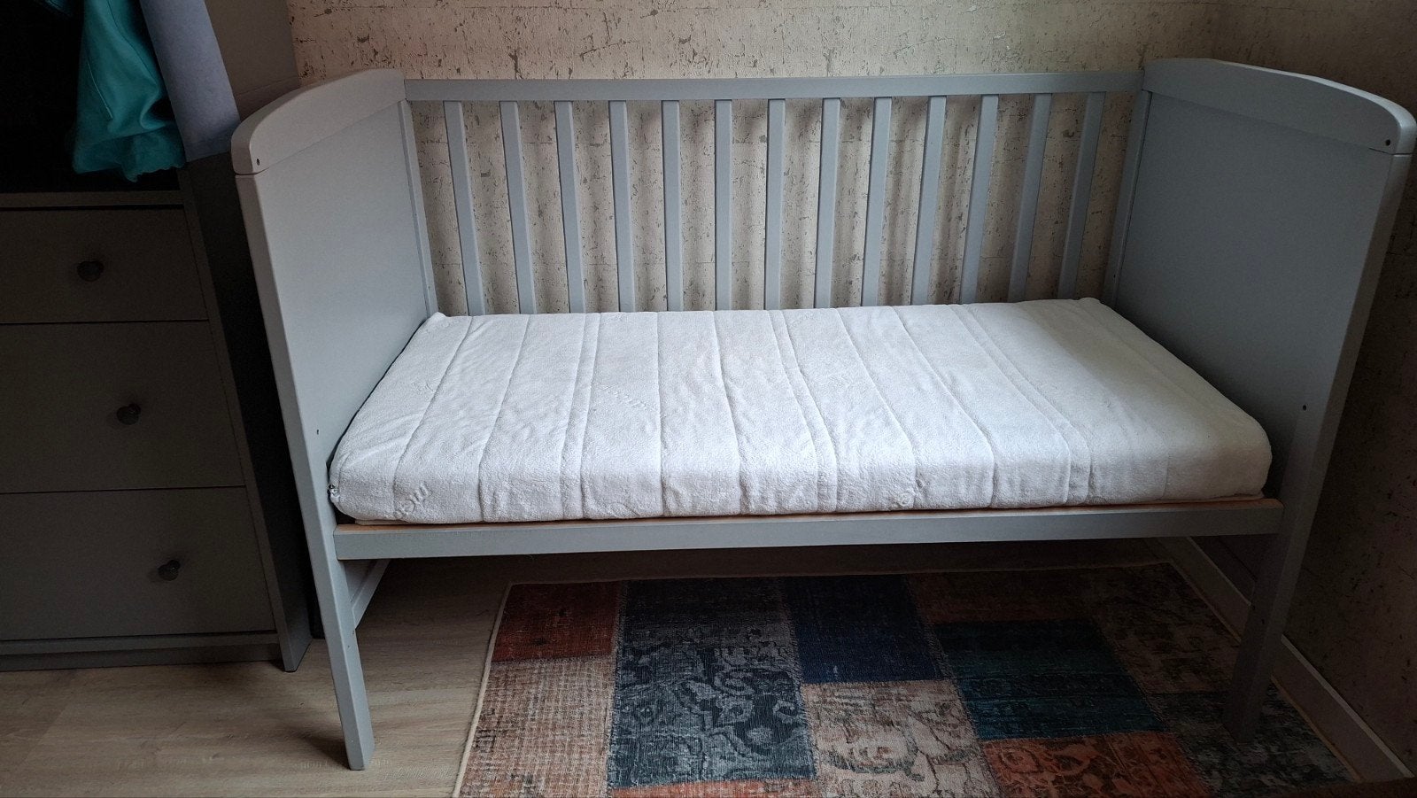 hondenbed met matras en matrasbeschermer, Ophalen, Gebruikt