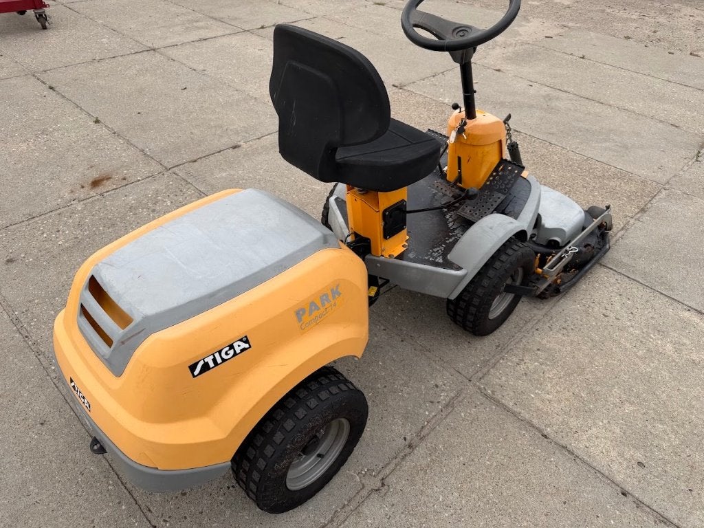 stiga park compact 14 hst frontmaaier opknapper, Ophalen, Gebruikt, Stiga, Mulchfunctie