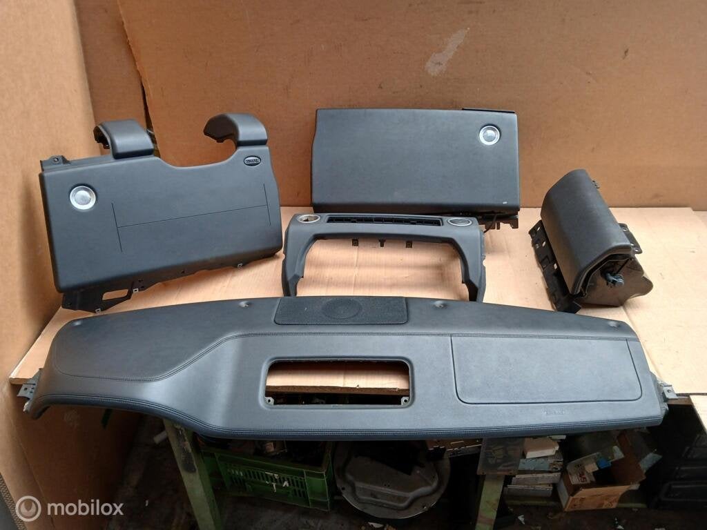 Dashboard Range Rover L322 Vogue 2006 facelift panelen zwart, Land Rover, Ophalen of Verzenden, Gebruikt, Land Rover