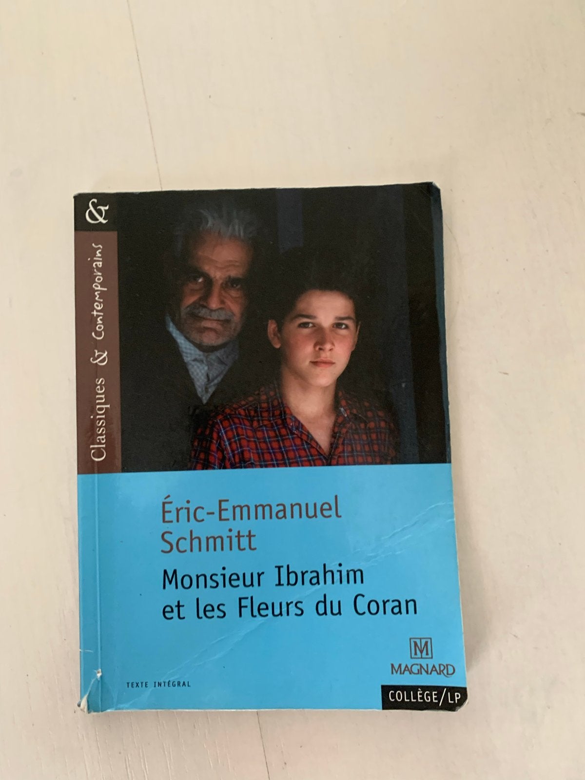 Monsieur Ibrahim et les Fleurs du Coran - Eric-Emmanuel Schm, Ophalen of Verzenden, Gelezen, Europa overig