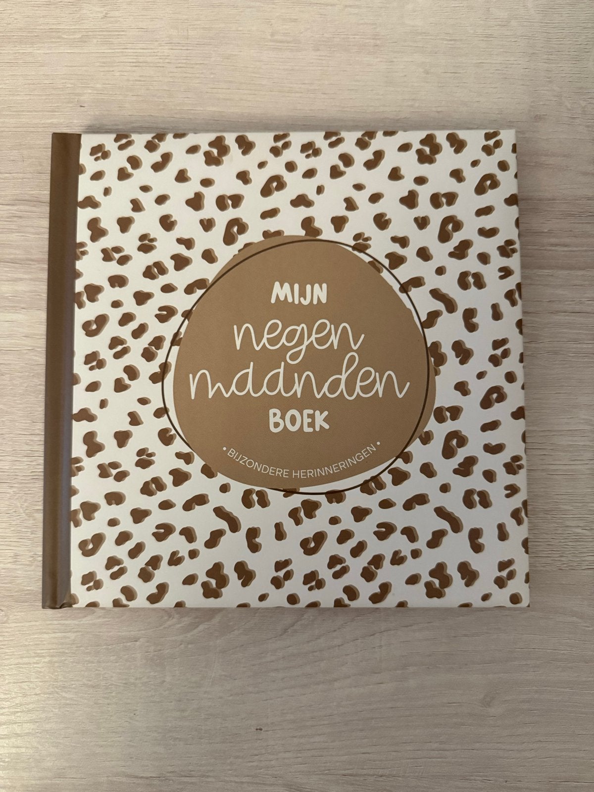 Mijn Negen Maanden Boek - Zwangerschapsdagboek, Boeken, Ophalen of Verzenden, Nieuw, Zwangerschap en Bevalling