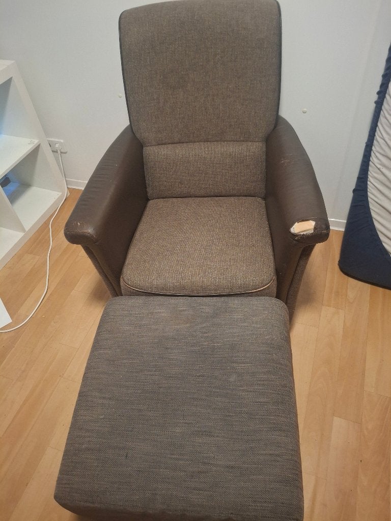 fauteuil met voetenbank, Huis en Inrichting, Fauteuils, Ophalen, Gebruikt, 75 tot 100 cm, 50 tot 75 cm