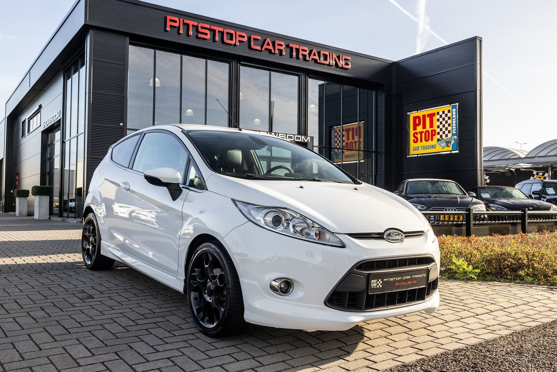 Ford Fiesta  ST-Line, Metal, 1.6, 120 PK, Goed onderhouden!, Wit, Bedrijf, Handgeschakeld, Fiësta