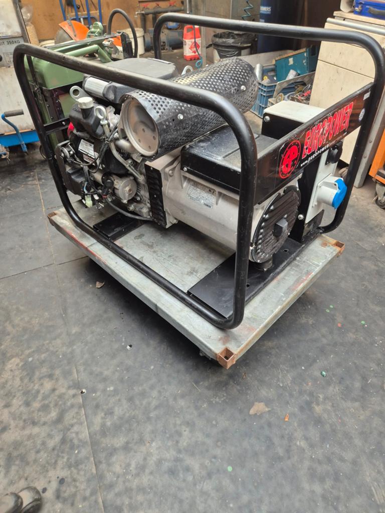 Europower EP10000E H/MA generator met 19 pk Honda motor, Ophalen, Zo goed als nieuw, Benzinemotor, 1800 rpm of meer