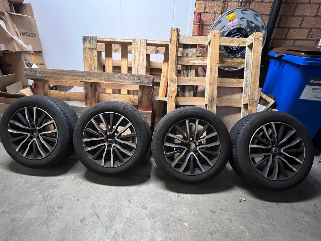 Volvo Winterbanden Set, Auto-onderdelen, Banden en Velgen, Ophalen, Gebruikt, 16 inch, Banden en Velgen