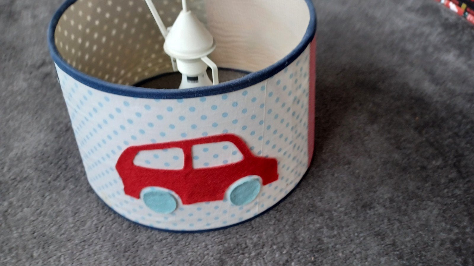 Leuke en stoere plafondlamp voor een jongenskamer., Ophalen of Verzenden, Rond