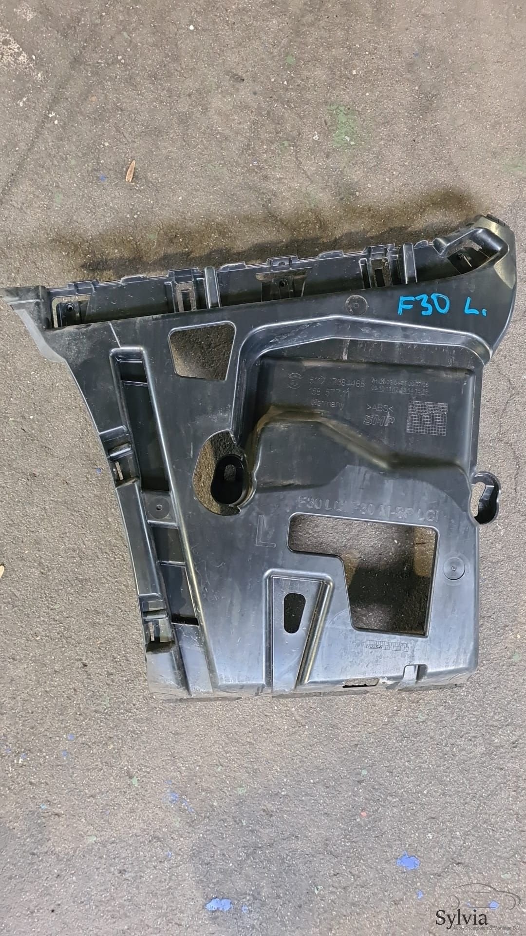 Achterbumper montageplaat links BMW 3 serie F30 LCi 51127384, Gebruikt, -, -, Ophalen of Verzenden