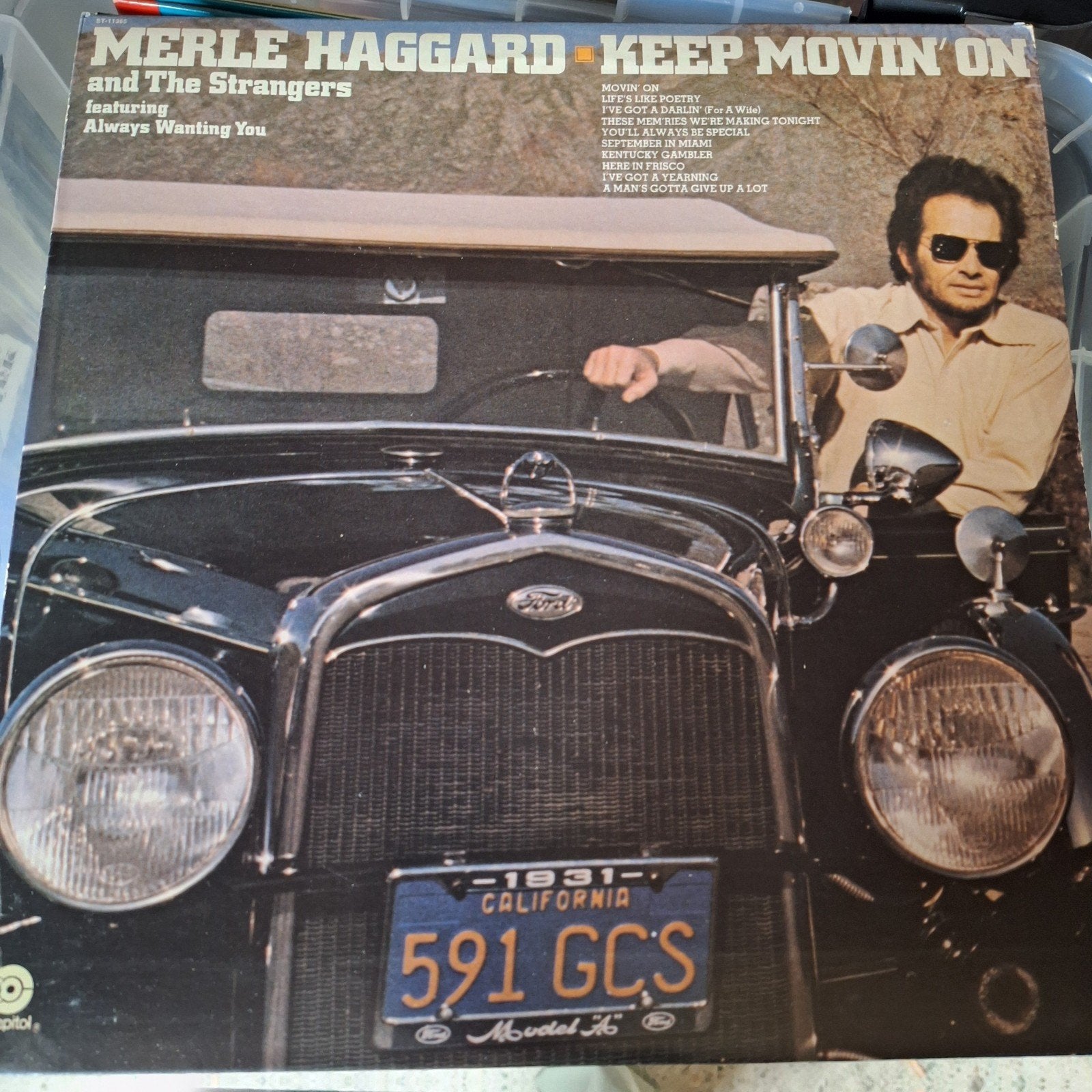 Merle Haggard - Keep Movin' On (LP), Cd's en Dvd's, Ophalen of Verzenden, Gebruikt, Country