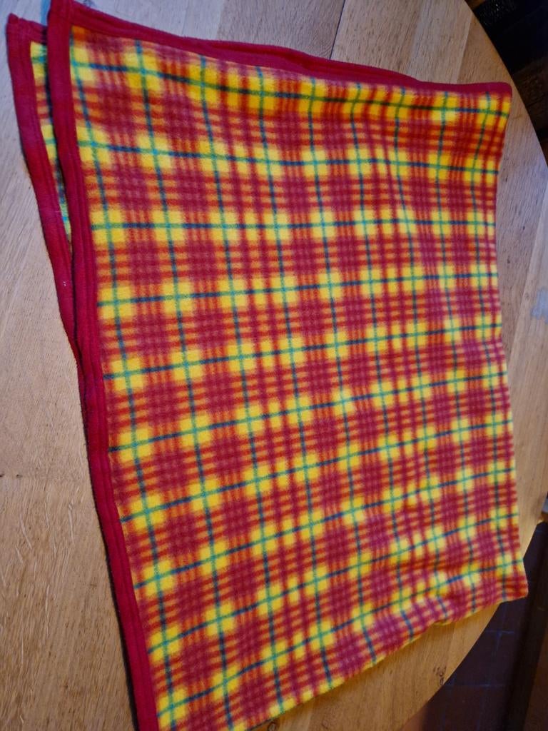VROLIJK PLAID, Huis en Inrichting, Woonaccessoires | Plaids en Woondekens, Ophalen of Verzenden