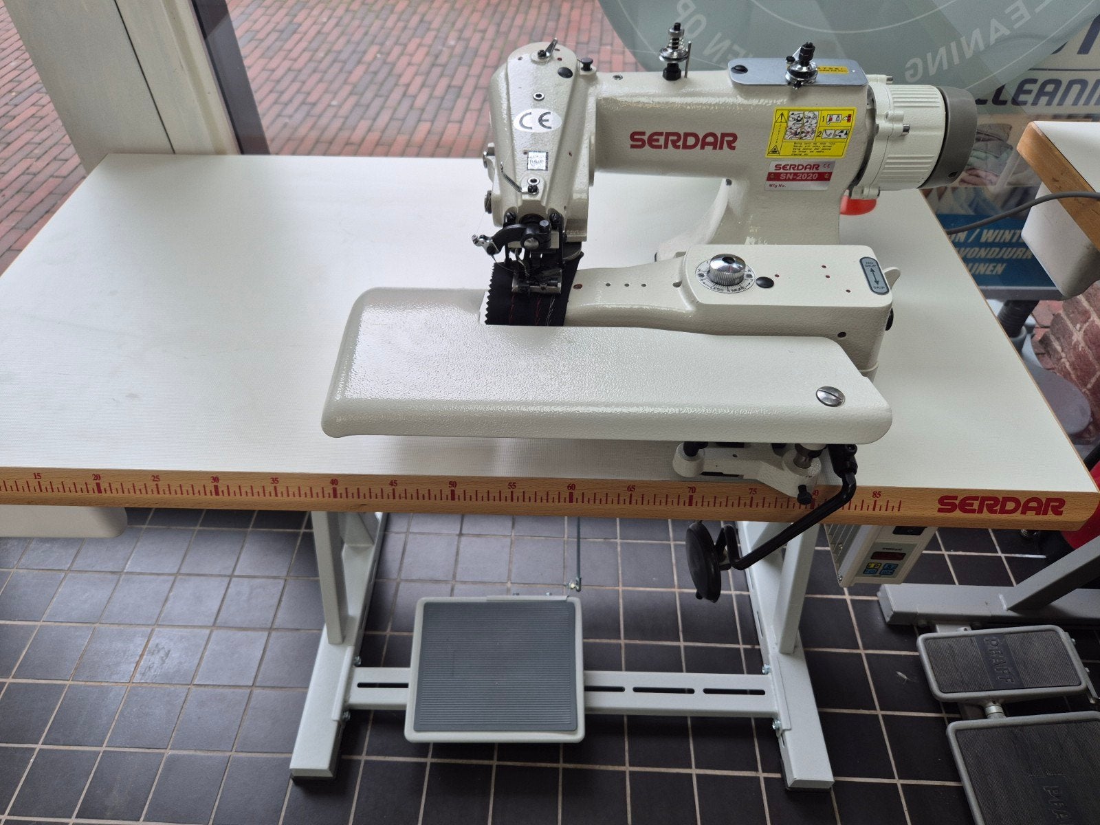 SERDAR SN-2020 Blindzoom Machine – Professioneel NIEUW, Overige merken, Nieuw, Ophalen of Verzenden, Naaimachine