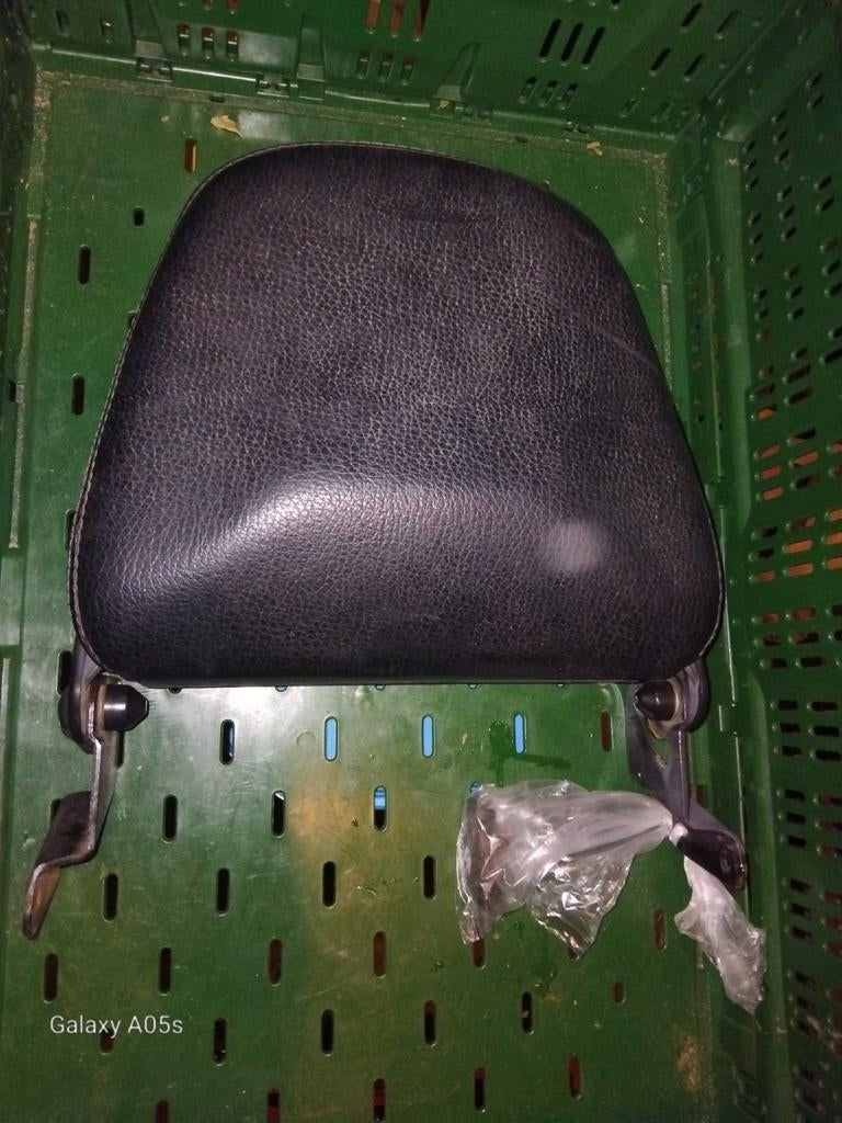 Kymco agility rug steun, Ophalen