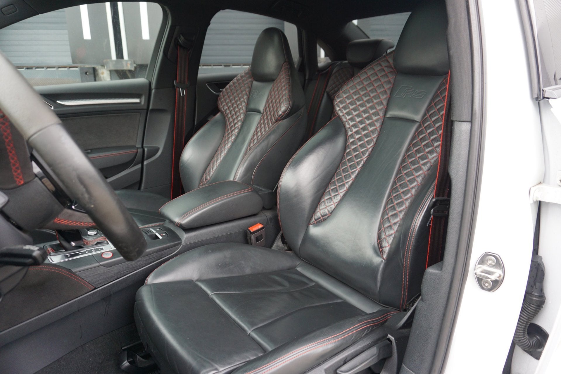 Audi RS3 Limousine 2.5 TFSI quattro, Automaat, Gebruikt, RS3, Wit