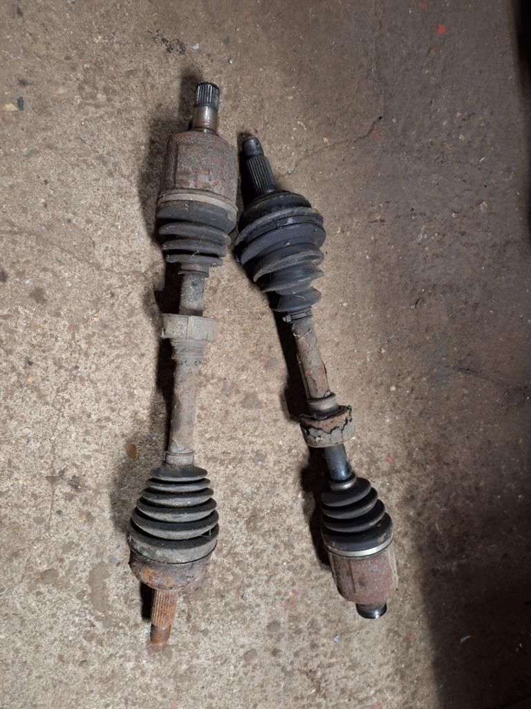 Aandrijfassen honda crv 1ste gen. B serie, Ophalen, Honda