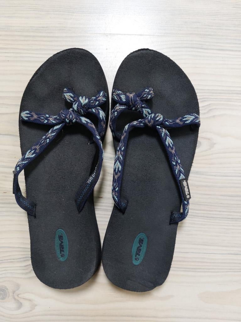 Teva slippers - maat 38-39: let op de maatvoering van Teva!, Slippers, Zwart, Ophalen of Verzenden, Teva
