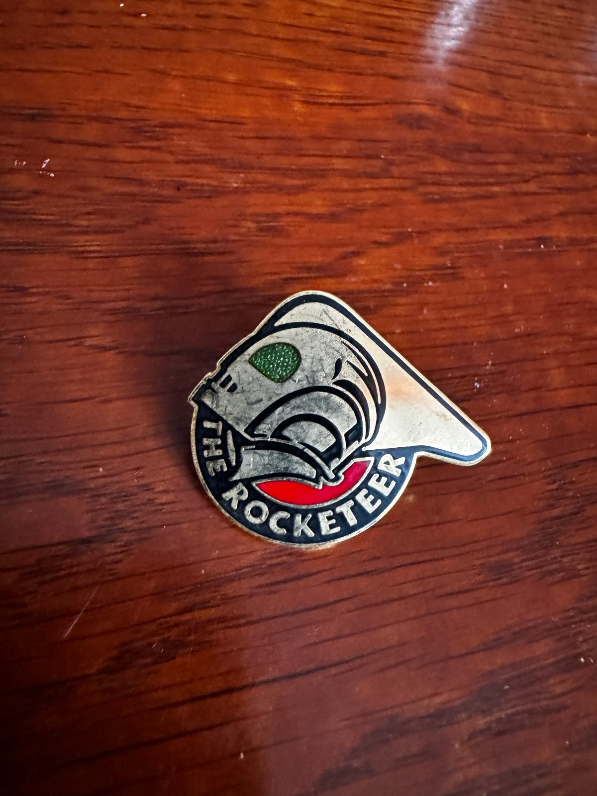 The Rocketeer Pin - Vintage Disney Film Merchandise, Ophalen of Verzenden, Zo goed als nieuw, Overige onderwerpen, Speldje of Pin