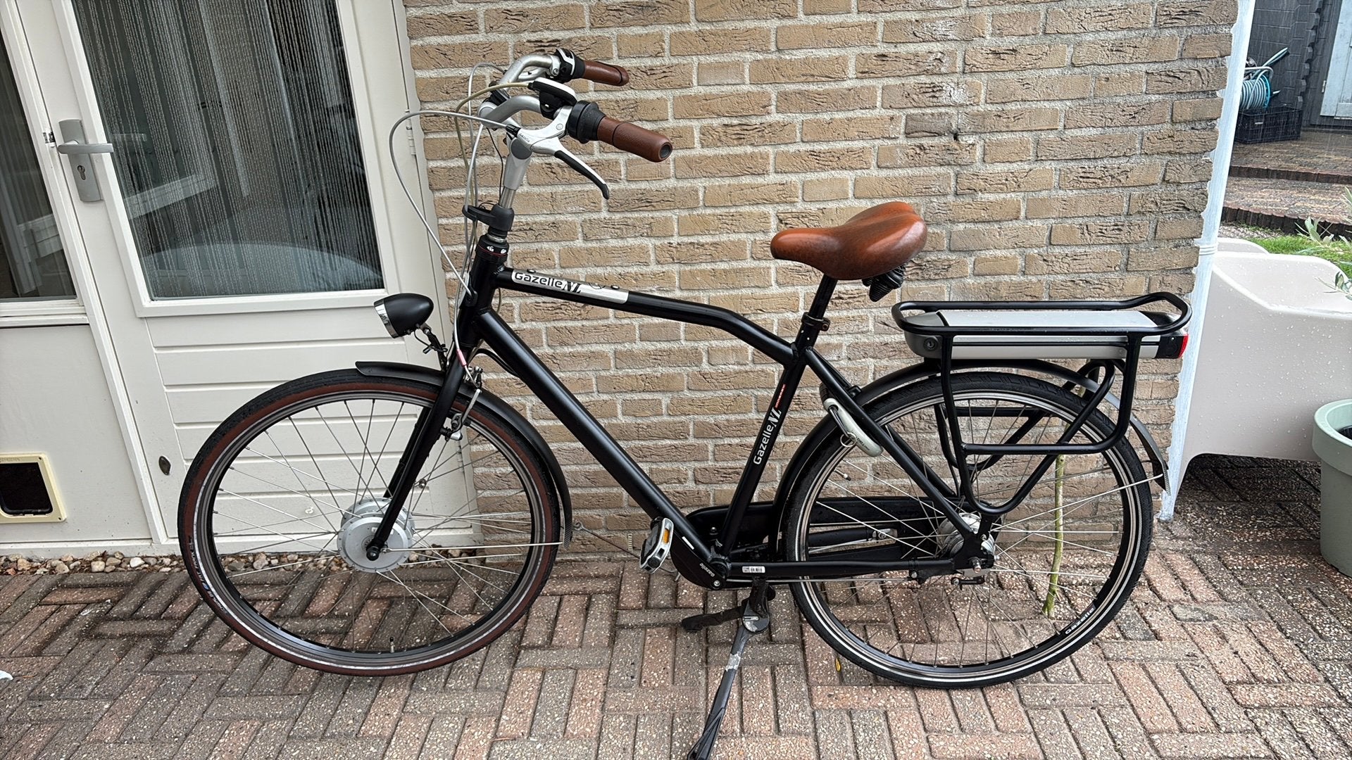 Gazelle NL innergy heavy duty e bike, Ophalen, Gebruikt, Velgrem, Versnellingen