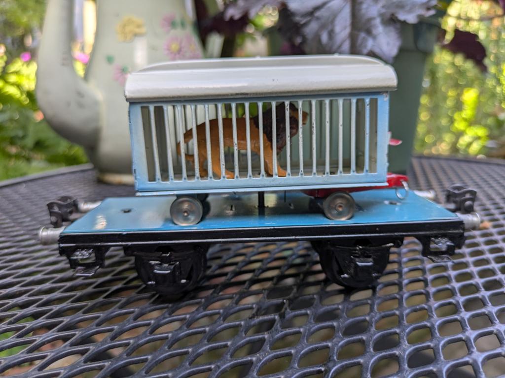 Märklin 19830, spoor 0 circuswagen met leeuw, Wisselstroom, Wagon, Ophalen of Verzenden, Zo goed als nieuw