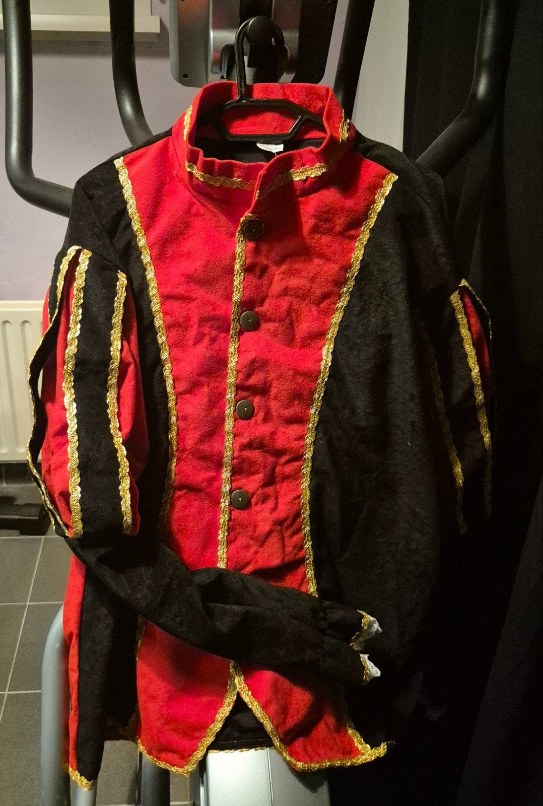 Pietenpak compleet met accessoires - NIEUW maat 56, Ophalen of Verzenden, Zo goed als nieuw, Pak of Jurk