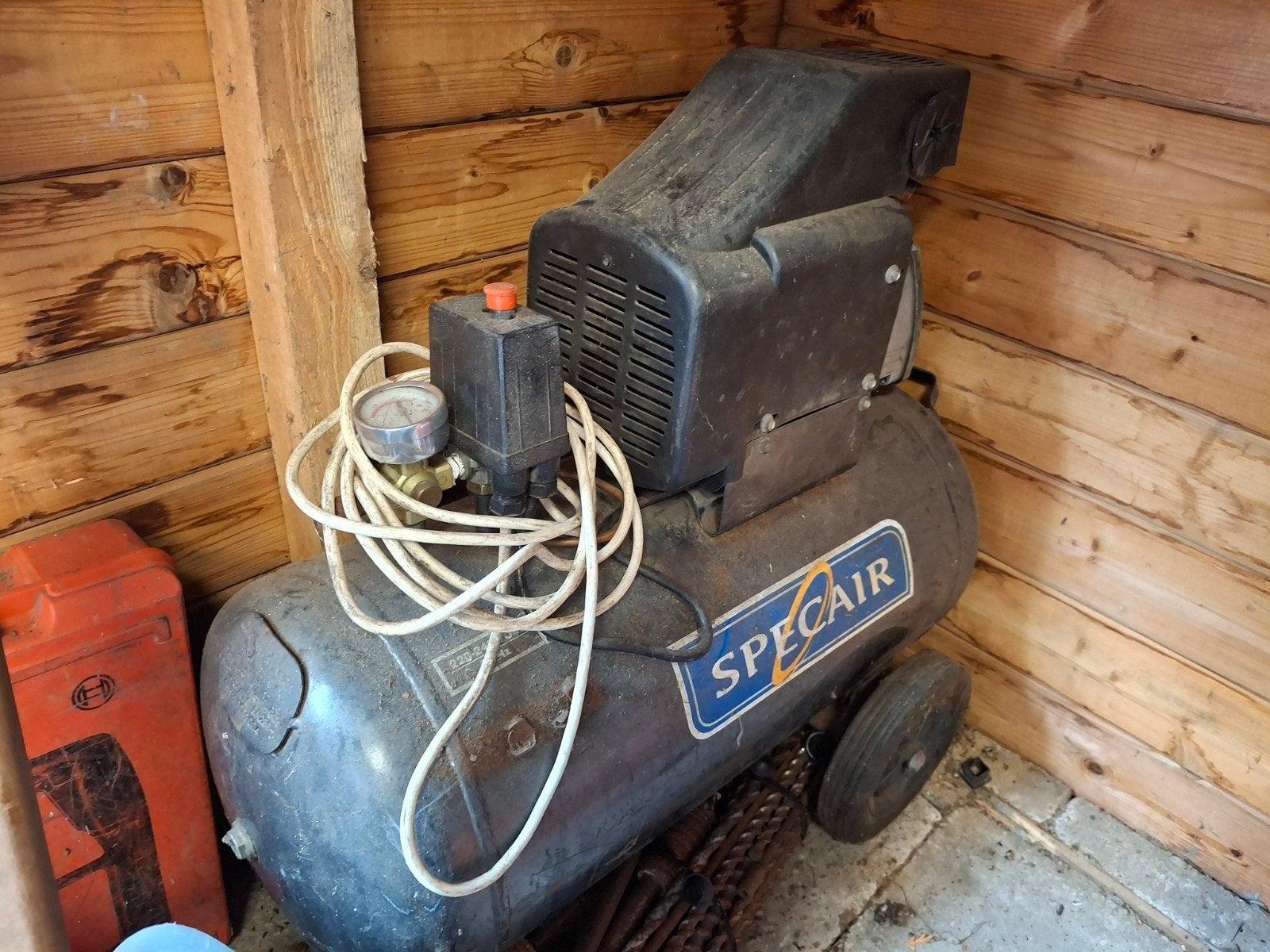 Mooie compressor werkt naar behoren., Hobby en Vrije tijd, Overige Hobby en Vrije tijd, Ophalen of Verzenden, Zo goed als nieuw