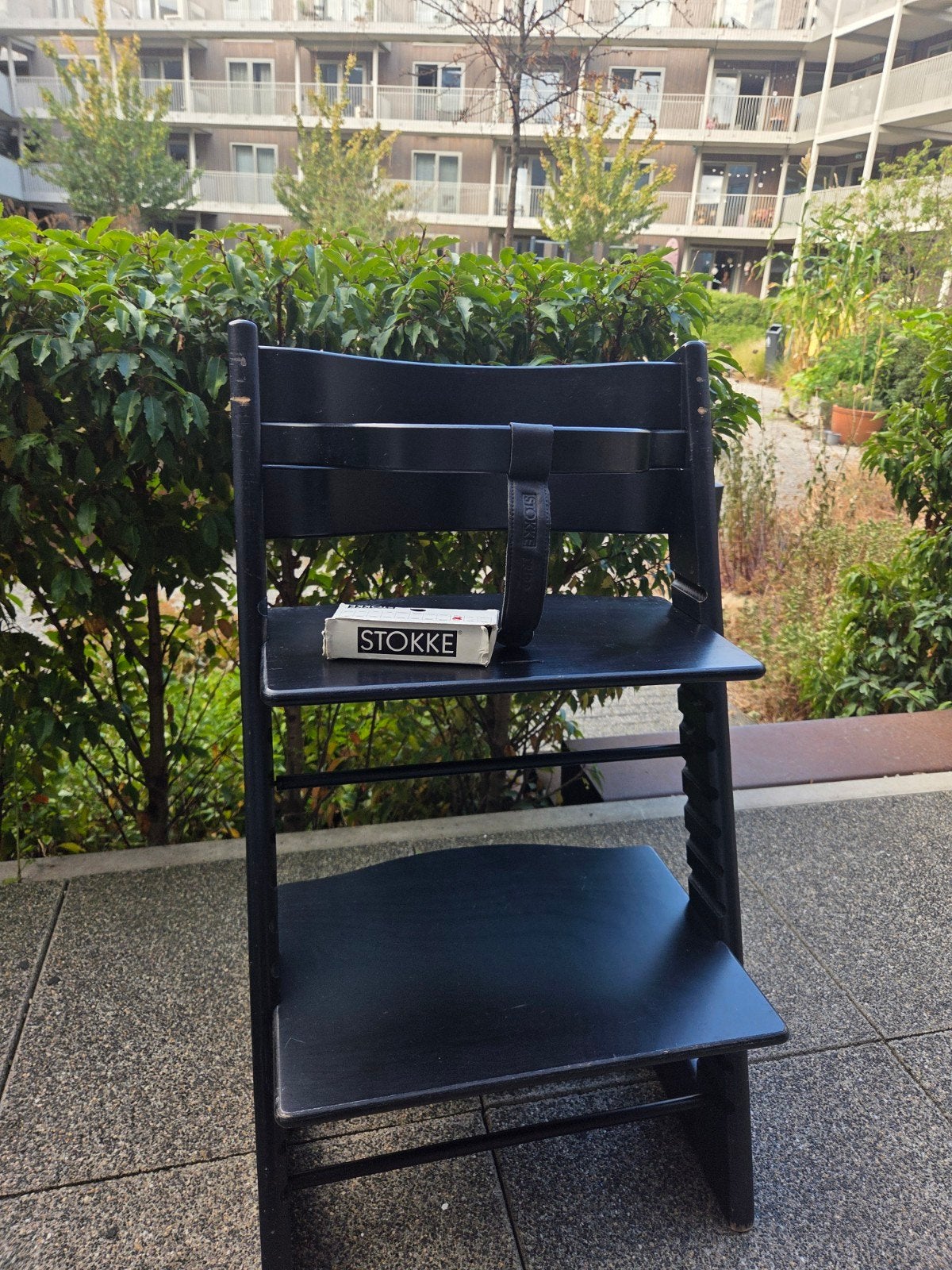 Stokke Tripp Trapp meegroeistoel zwart, Ophalen, Gebruikt, Meegroeistoel, Gordel(s)