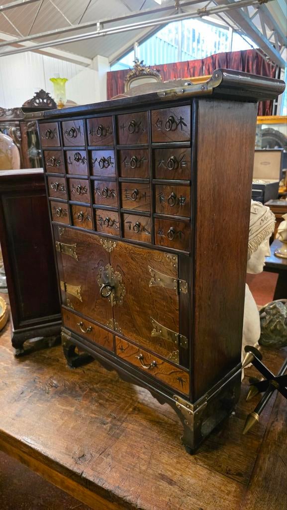 Antiek Chinees Apothekerskastje met 20 Lades en Deurtjes, Antiek en Kunst, Ophalen