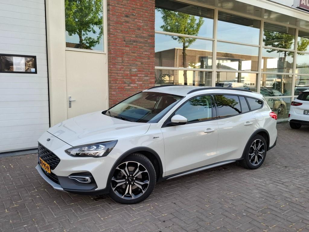 Ford FOCUS WAGON 1.0 114 KW 155 PK ECOBOOST HYBRID ACTIVE X, Gebruikt, Met garantie (alle), Wit, Stuurwielverwarming