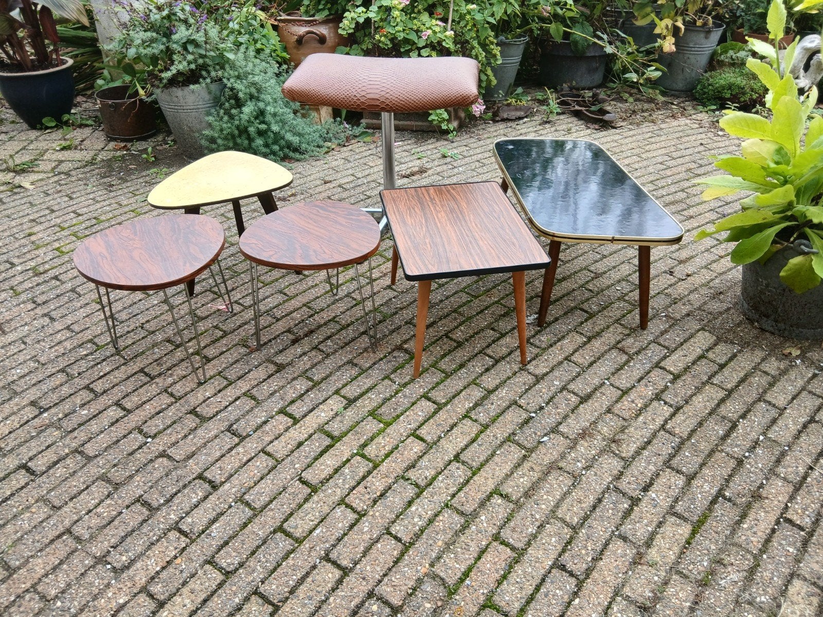 meerdere retro plantentafeltjes en voetenbankje, Ophalen of Verzenden, Huis en Inrichting