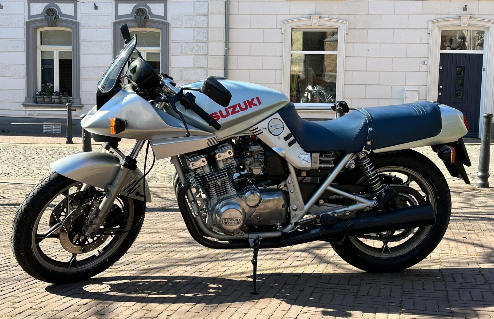 1983 Suzuki GSX 750 S Katana, 4 cilinders, Meer dan 35 kW, Sport, Particulier