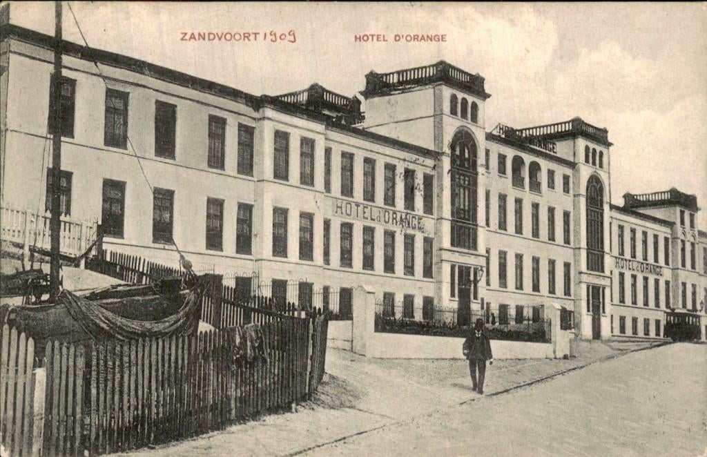 Zandvoort - Hotel dOrange - Voorgevel, Ophalen of Verzenden, Voor 1920, Gelopen, Noord-Holland