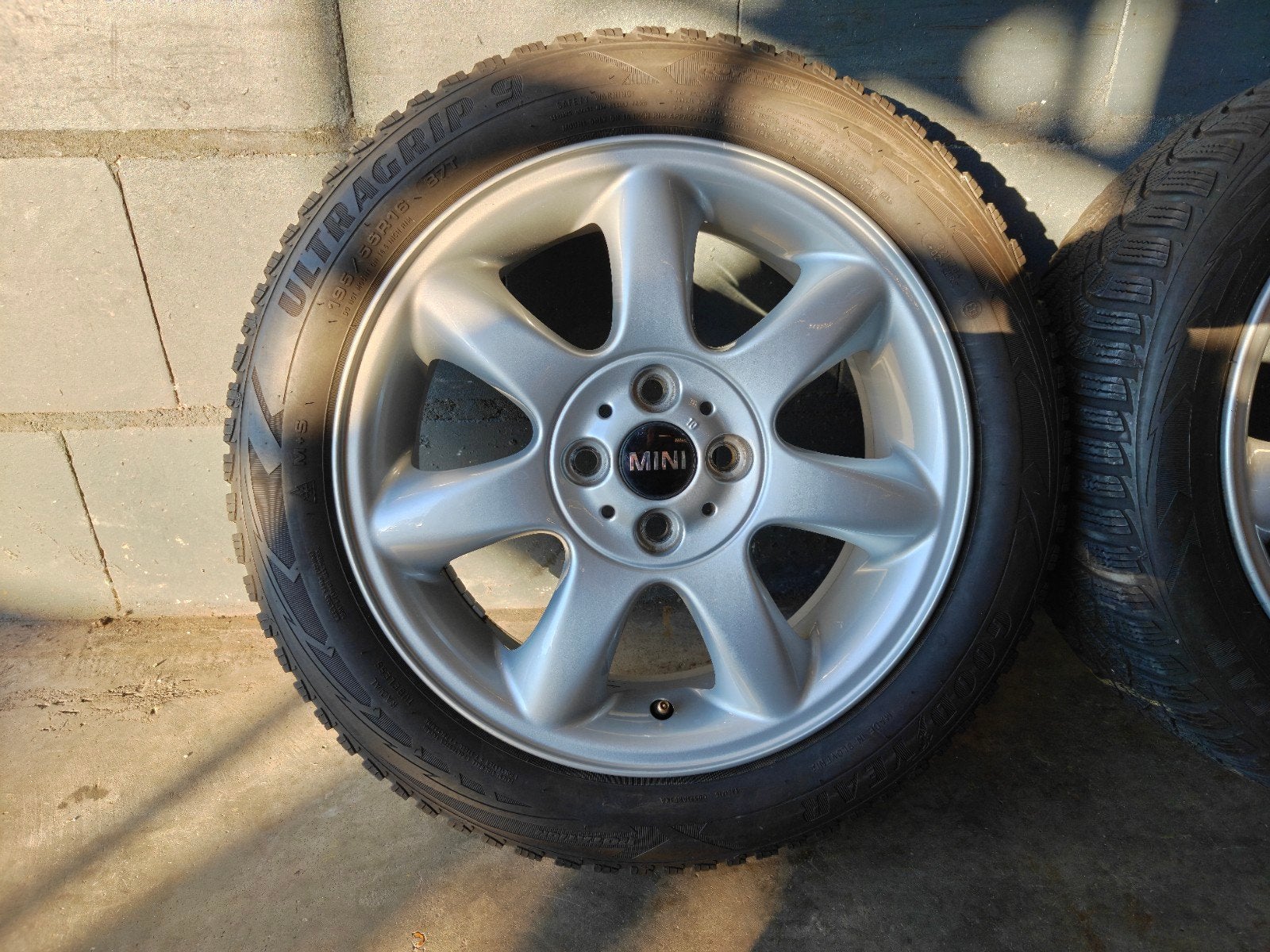 16" Originele Mini Cooper R50 R55 R56 Winterset Goodyear, Gebruikt, 16 inch, Banden en Velgen, Mini