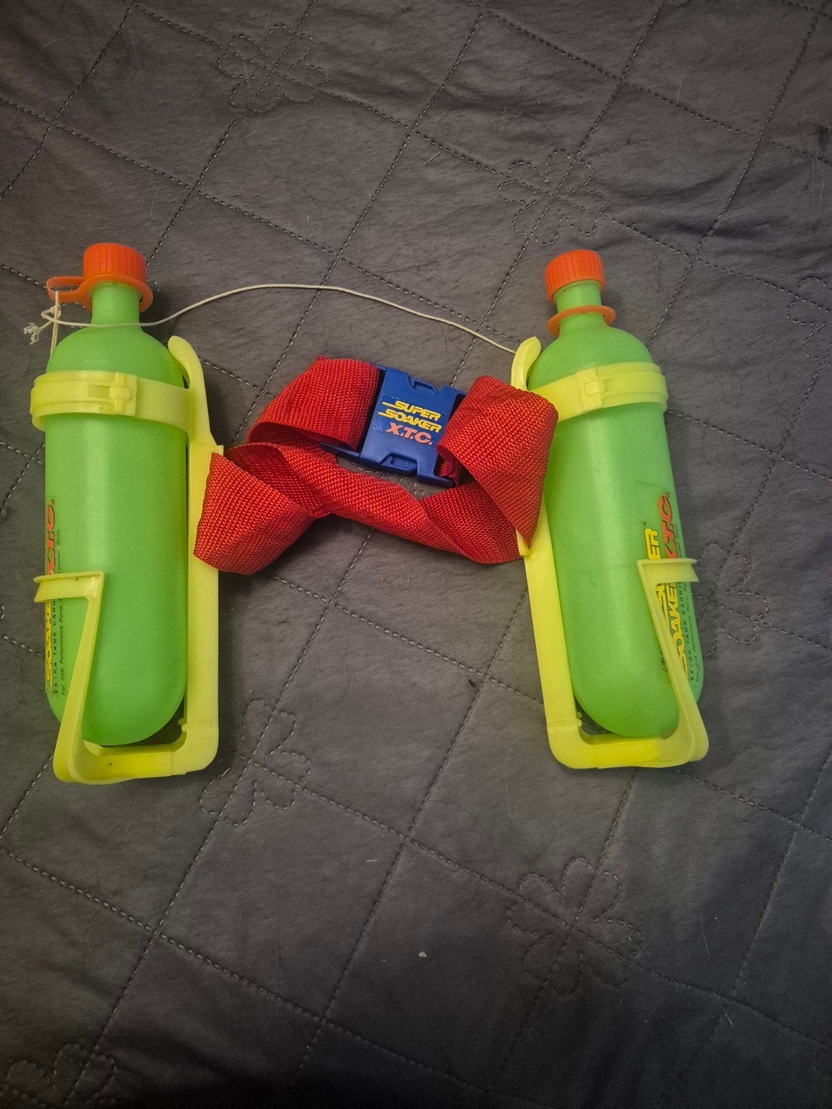 Super Soaker X.T.C. Extra Tank Carrier met flessen Jaren '90, Kinderen en Baby's, Ophalen of Verzenden, Zo goed als nieuw
