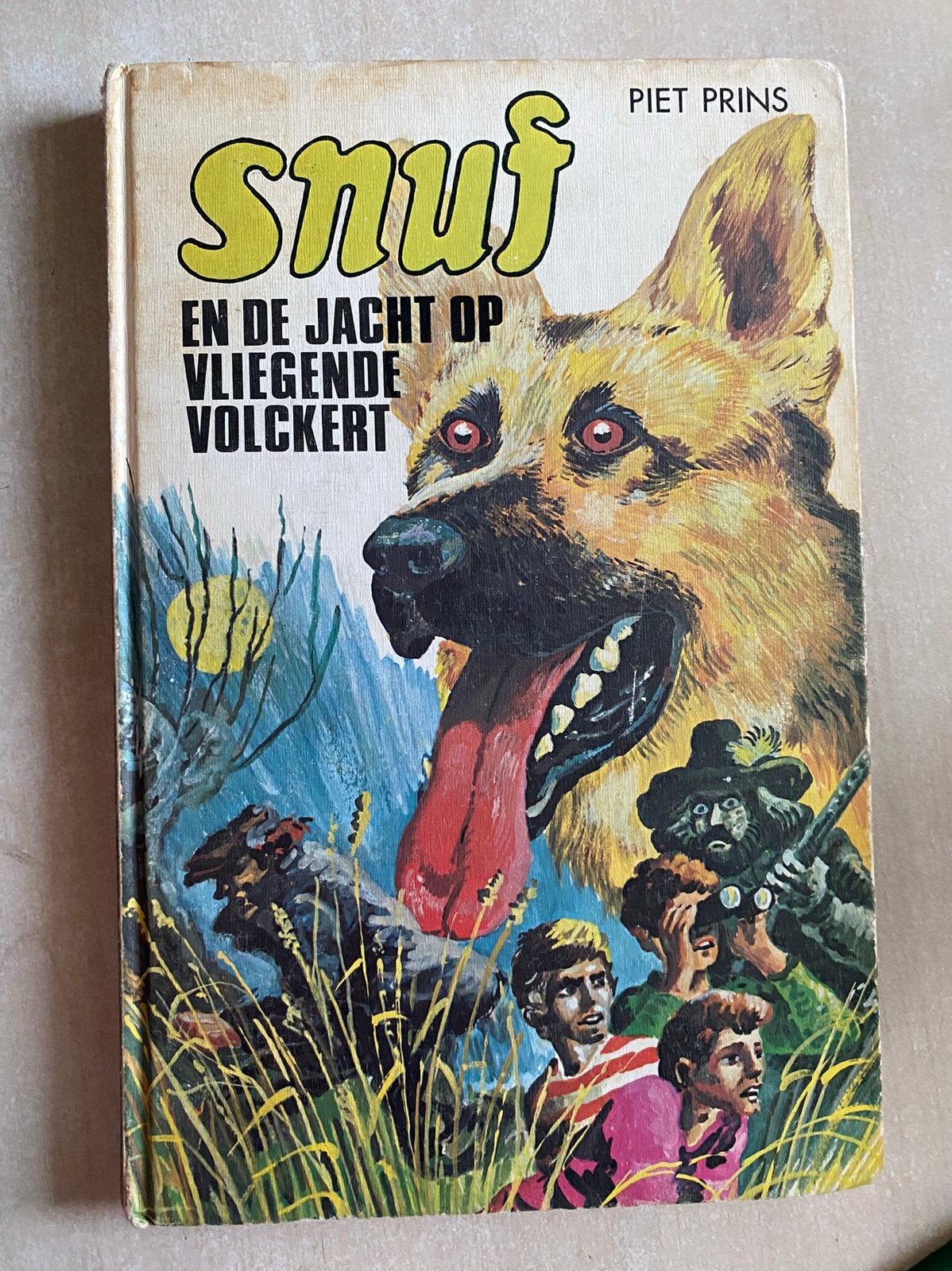 Snuf en de jacht op de vliegende Volckert (Piet Prins), Ophalen of Verzenden, Gelezen