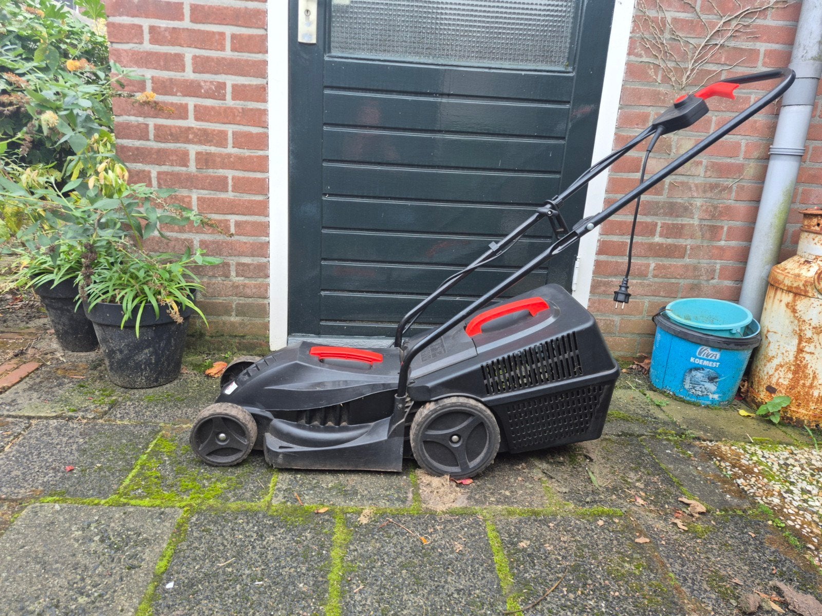 Grasmaaier met 30L opvangbak, Ophalen, Gebruikt
