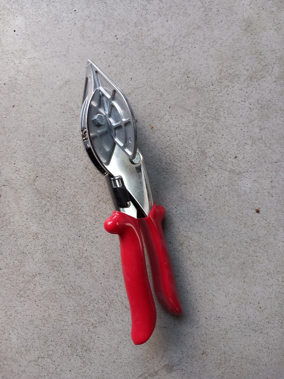 Plintenknipper, Ophalen of Verzenden, Zo goed als nieuw, Snijgereedschap, Overige merken