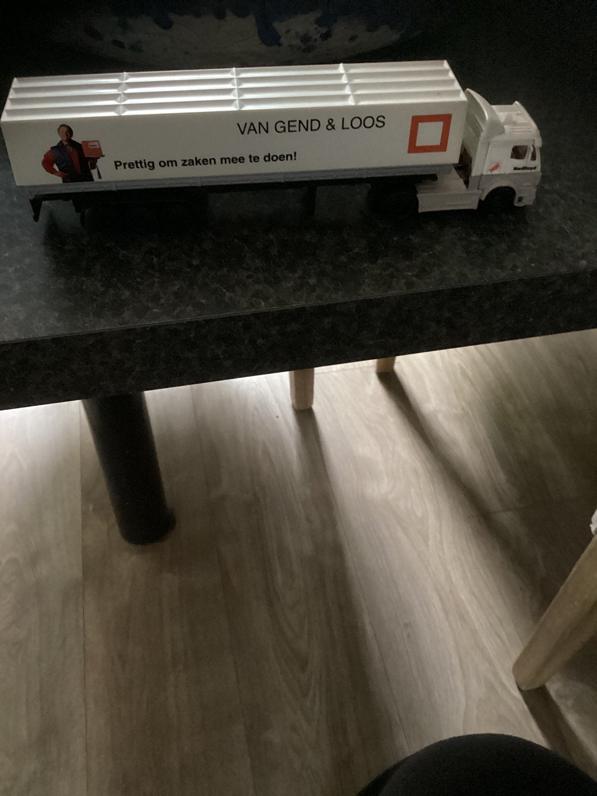 Vrachtwagen, Hobby en Vrije tijd, Modelauto's | 1:18, Ophalen of Verzenden, Zo goed als nieuw, Overige typen, Overige merken
