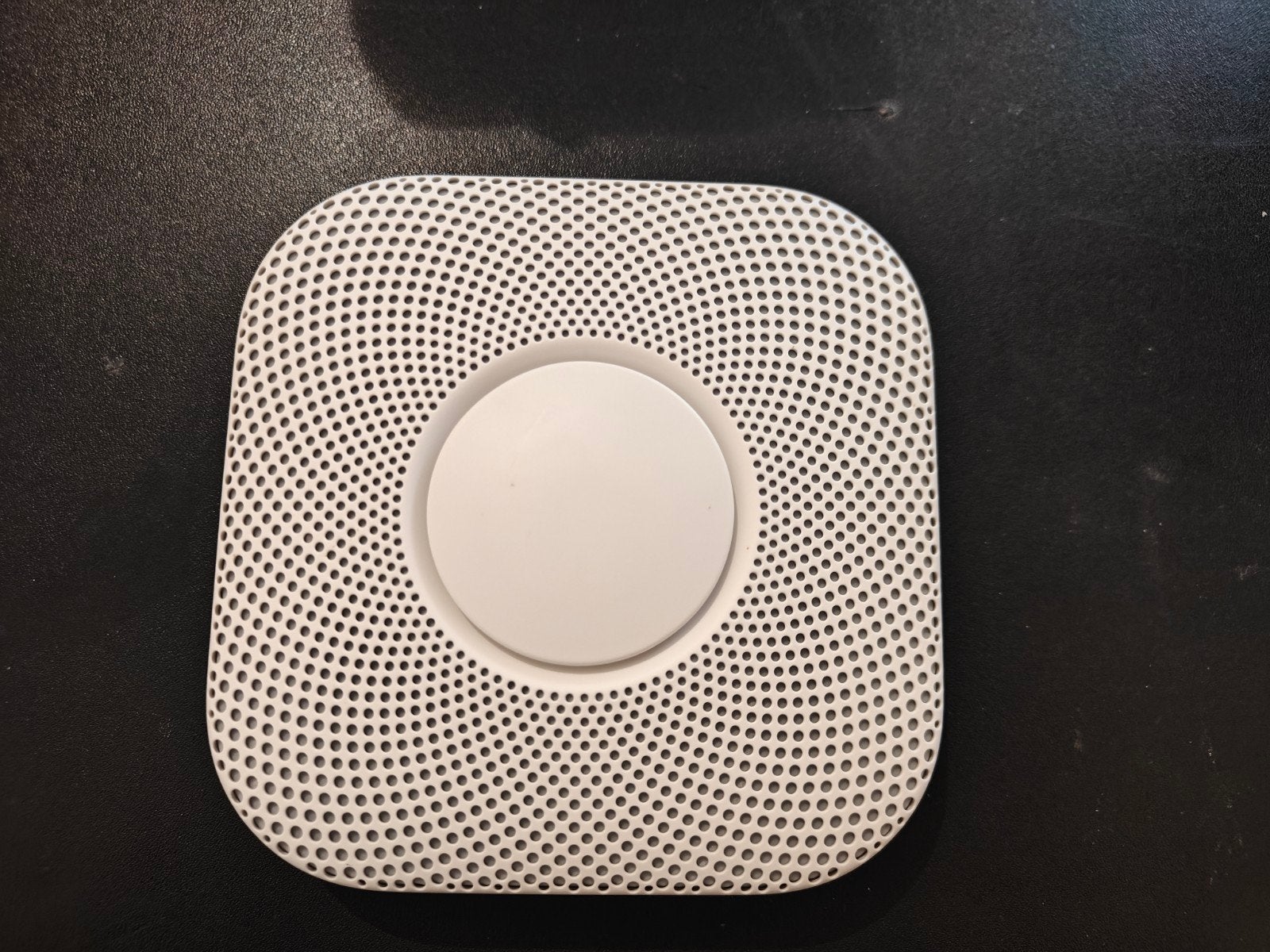 Google Nest Protect 220V Rook- en Koolmonoxidemelder, Ophalen of Verzenden, Gebruikt, Detector, Sensor of Melder, Rook