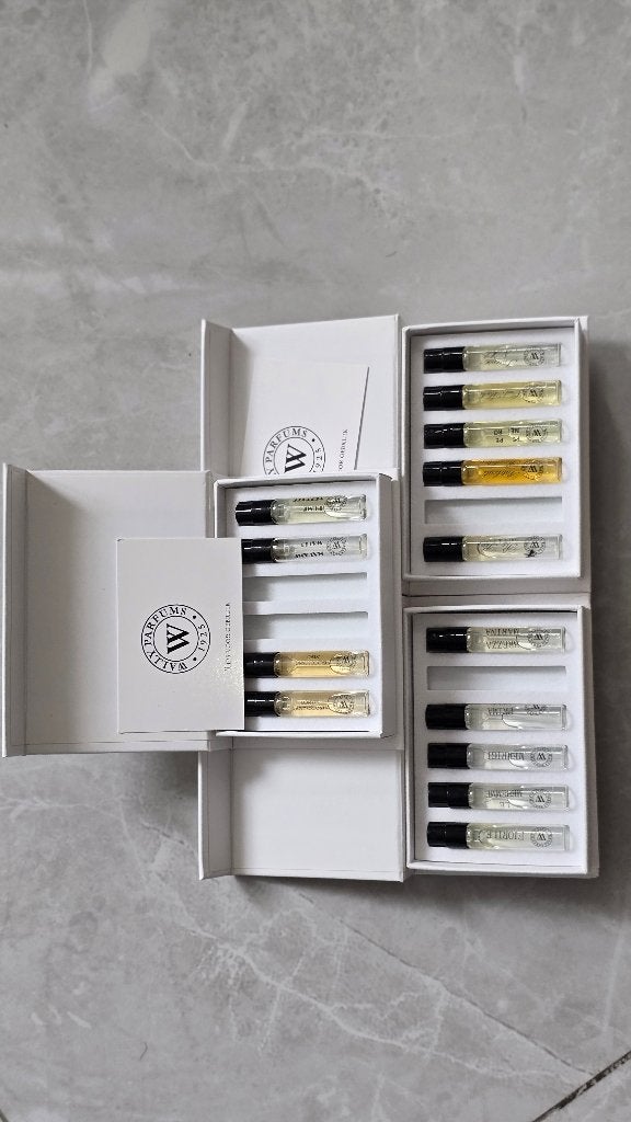Wally 1925 samplesets — 3 dozen, Italiaanse nicheparfums, Sieraden, Tassen en Uiterlijk, Uiterlijk | Parfum, Ophalen of Verzenden