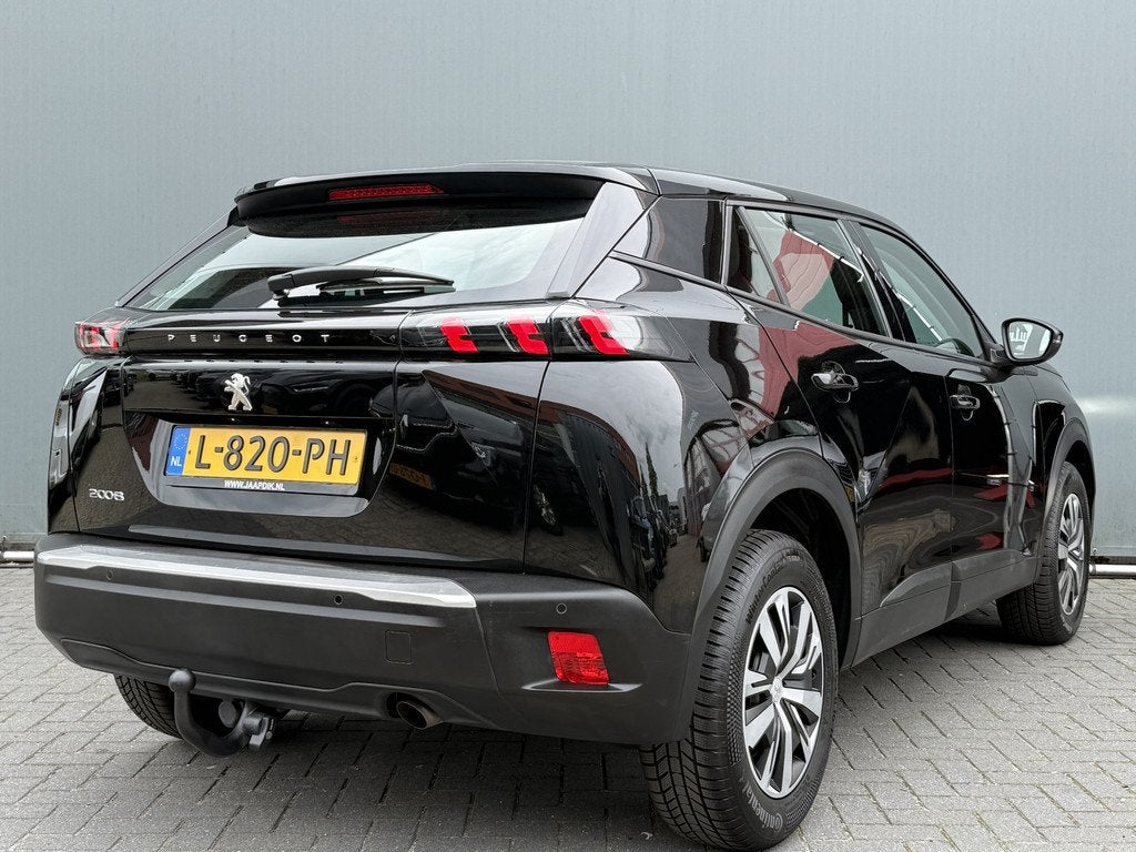 Peugeot 2008 BWJ 2021 1.2 PureTech 101 PK Blue Lease Active, Gebruikt, 1199 cc, Met garantie (alle), Zwart