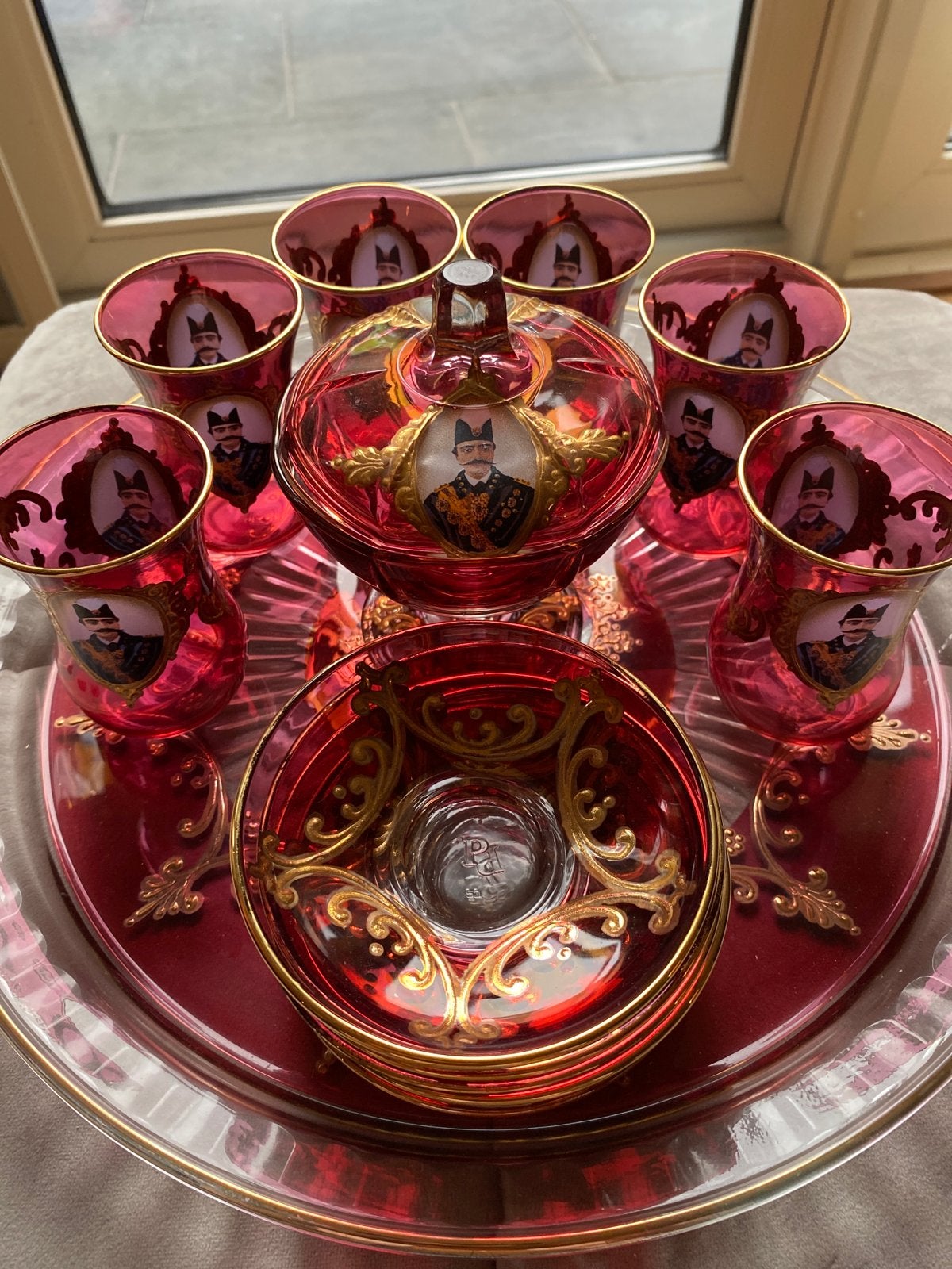 Prachtig Perzisch theeservies - Rood met goud, Antiek en Kunst, Antiek | Glas en Kristal, Ophalen of Verzenden