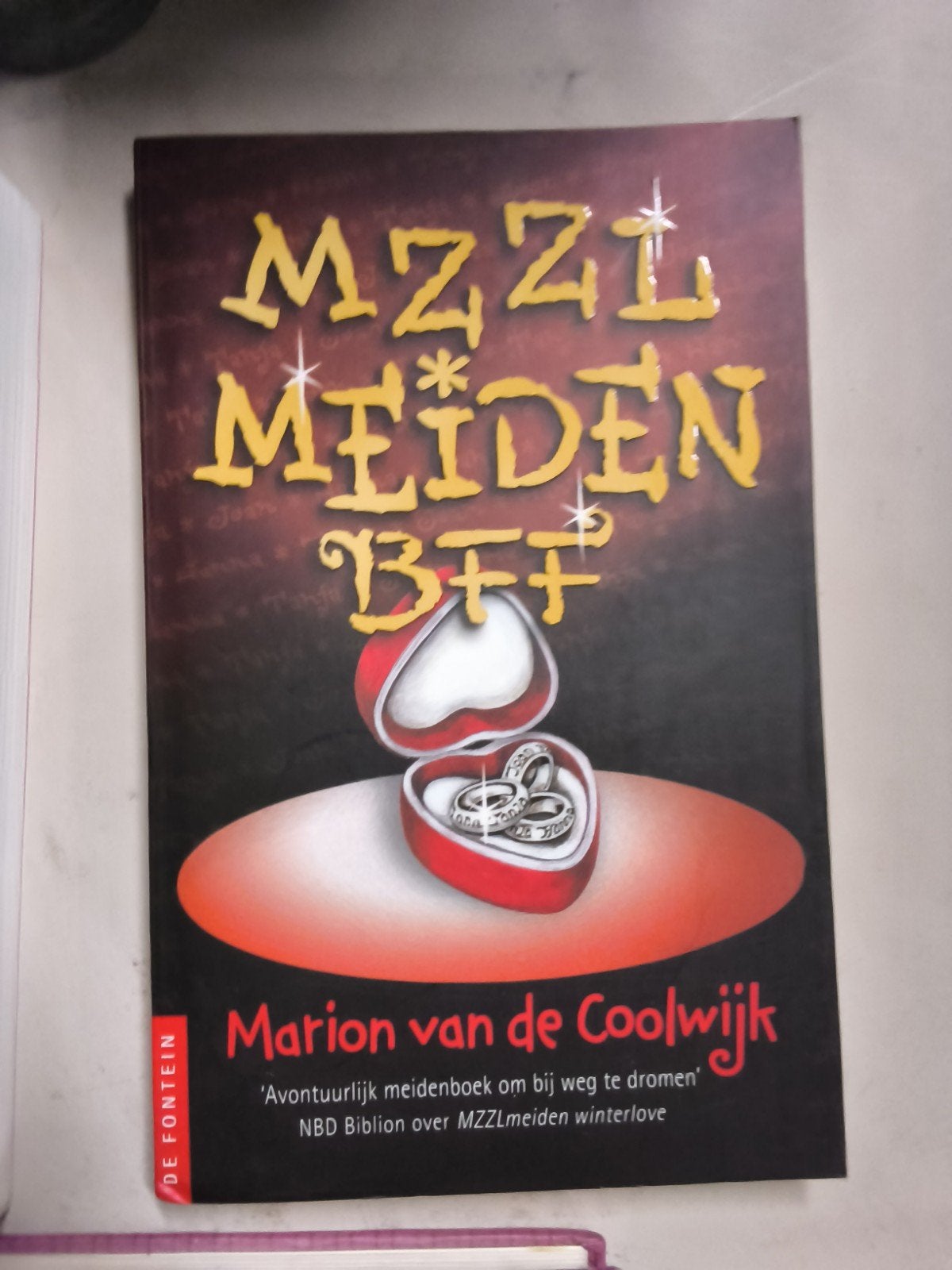 MZZL Meiden boeken van Marion van de Coolwijk, Ophalen of Verzenden, Gelezen, Marion van de Coolwijk, Fictie