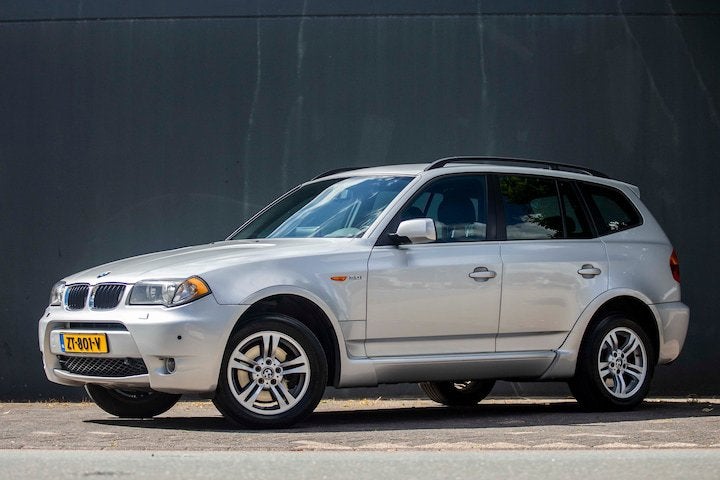 BMW X3 3.0i Automaat 2004 Grijs, Automaat, 2000 kg, Adaptive Cruise Control, Stationwagon
