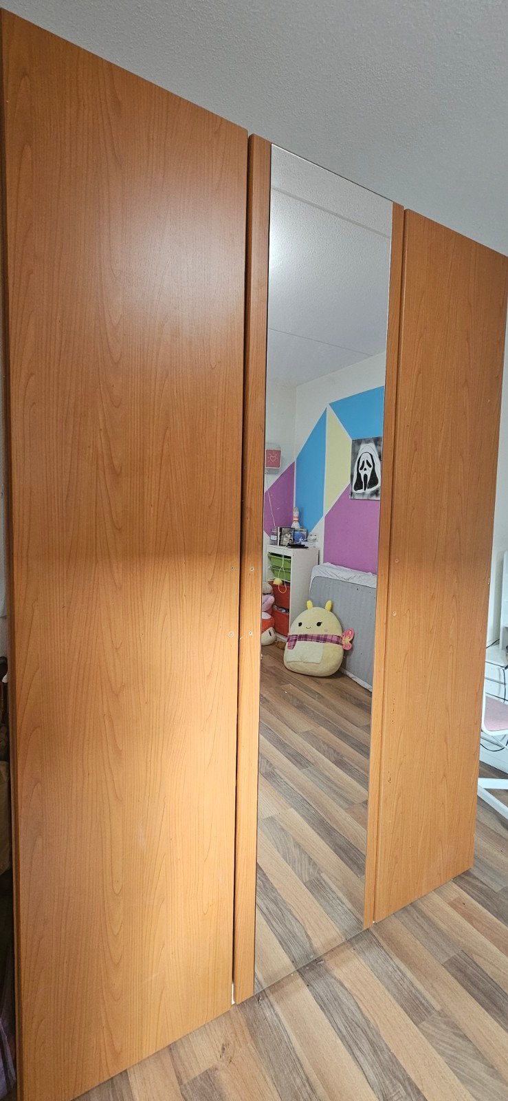 Kledingkast van Middelink Wonen - 216x150x58 cm, Huis en Inrichting, Ophalen, Met deur(en), Gebruikt, 100 tot 150 cm