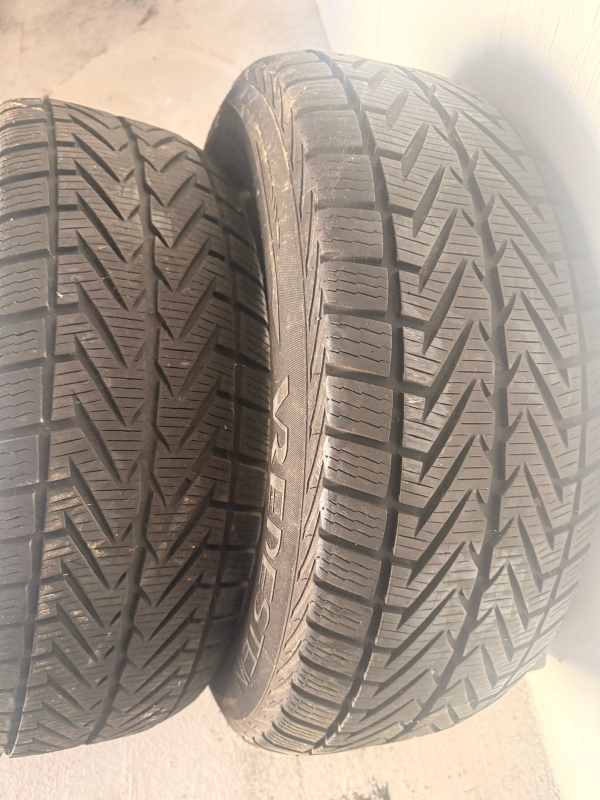 Vredestein Winterbanden M+S 215/55 R16 met goed profiel, 16 inch, Band(en), Gebruikt, 215 mm